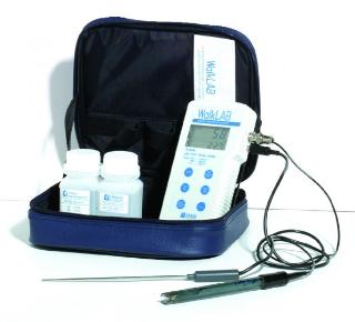 Portable pH Meter With Temperature & mV Measurement