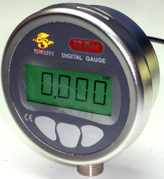 100mm Digital Switch Pressure Gauge - 12V-24V Powered 0.5% Accuracy